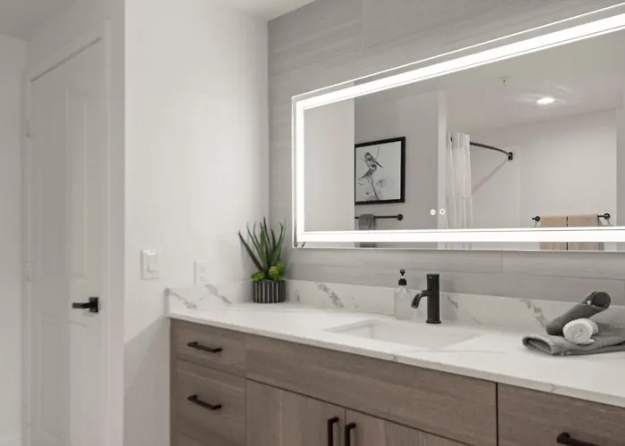 Apartment Kierland Dining Pool Hot Tub Gym Shop Dist *