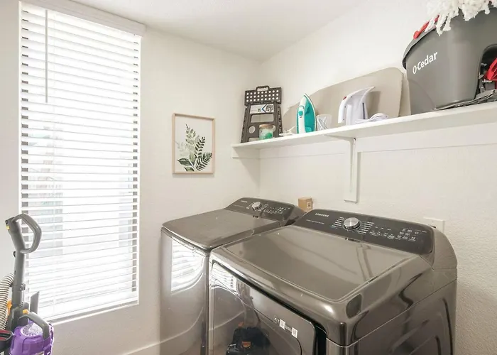 Apartment Kierland Dining Pool Hot Tub Gym Shop Dist *